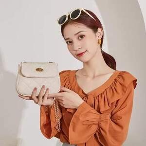 Stylish bag for women